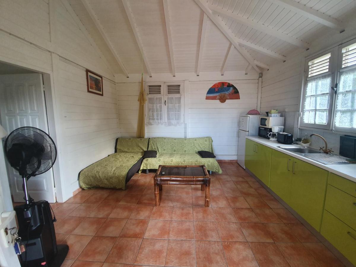 Bungalow Bassin Trouve Sainte-Anne  Extérieur photo